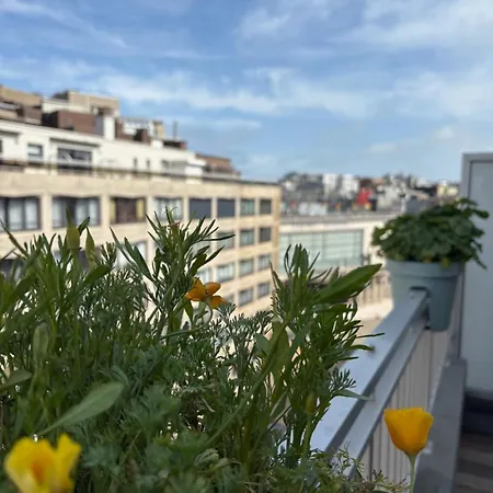 Cosy Penthouse With Balcony In Center *
