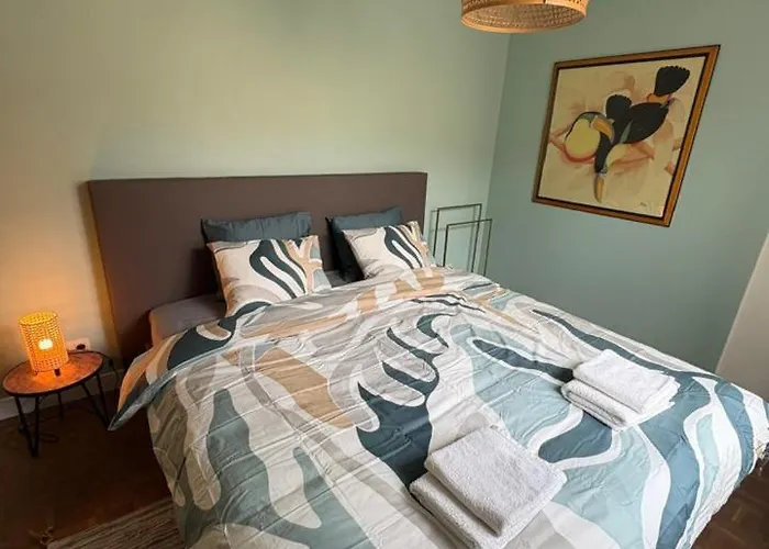 Apartment Cosy Penthouse With Balcony In Center *